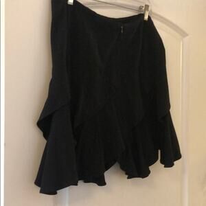 Mini Skirt -Black floppy - layers bottom flirty great with boots or sandals 🩴